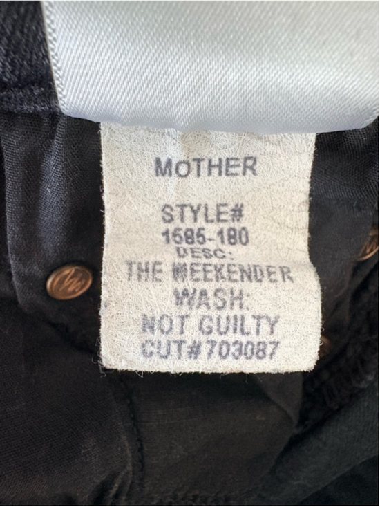 MOTHER The Weekender Flare Jeans Sz 24 Not Guilty Black EUC - Picture 10 of 14